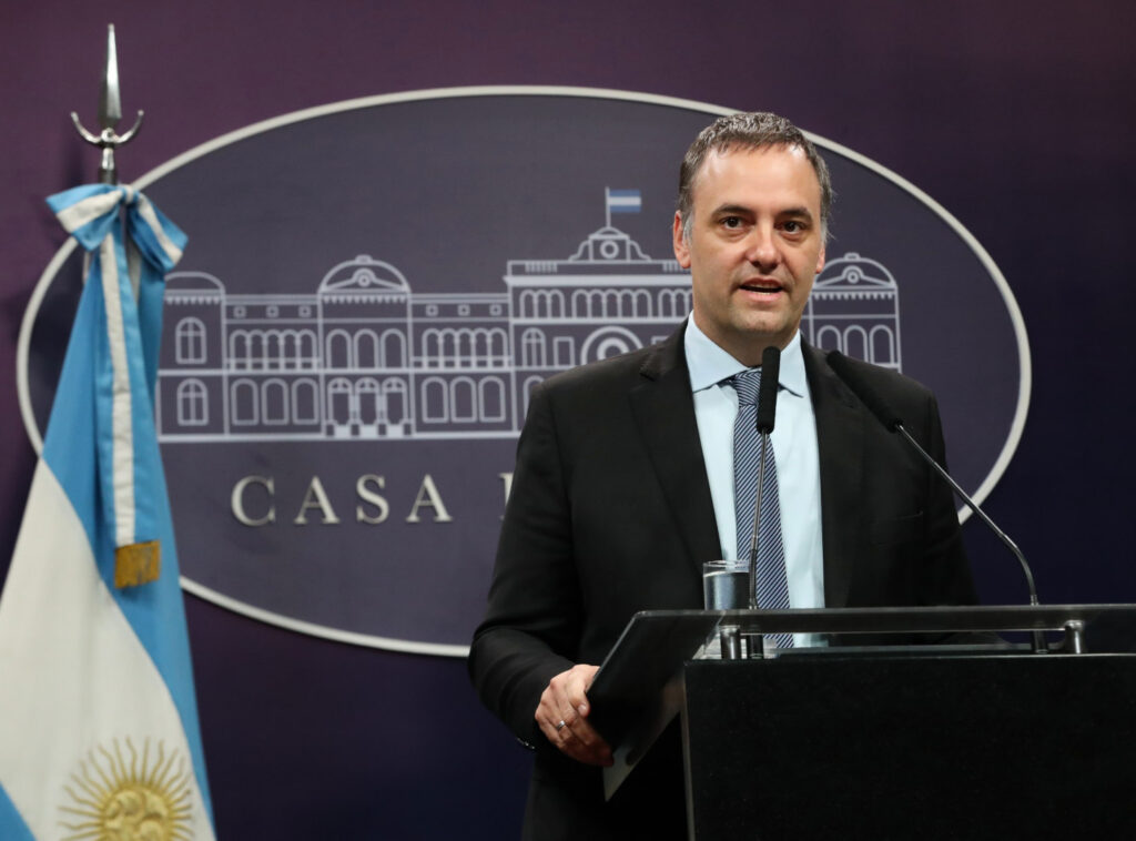 conferencia_adorni_18.03.2024