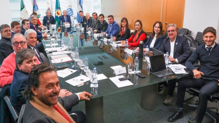 reunion-de-gobernadores-por-fondos-2048187