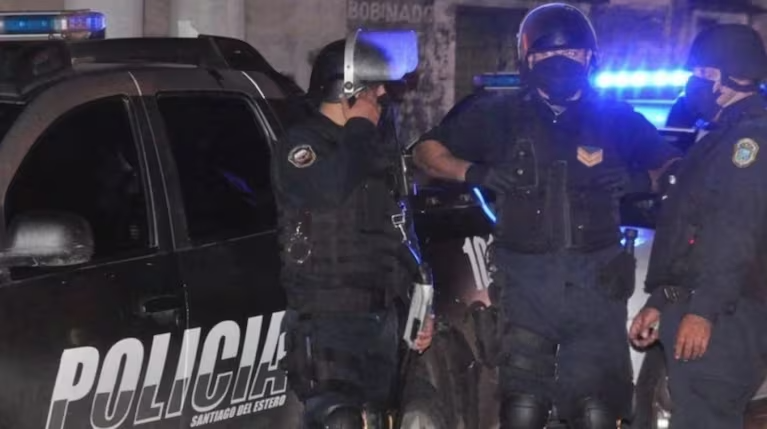 el-docente-esta-detenido-luego-de-la-denuncia-que-hizo-su-alumna-foto-gentileza-el-litoralfoto-ilust