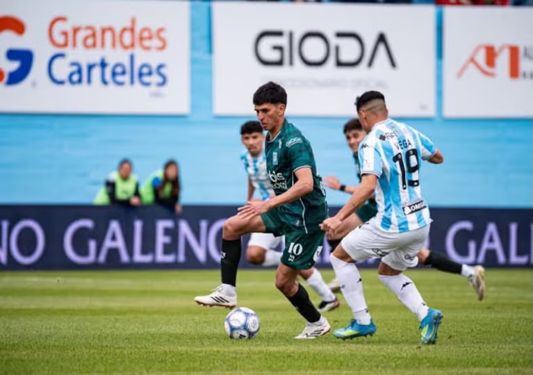 estudiantes-de-rio-cuarto-LAYLBNHCSRA4VNVM6DALKU4YPM