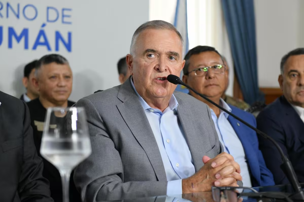 osvaldo-jaldo-gobernador-de-tucuman-durante-la-AXRXY3DABJC6JFRPVNIT5S7RGA